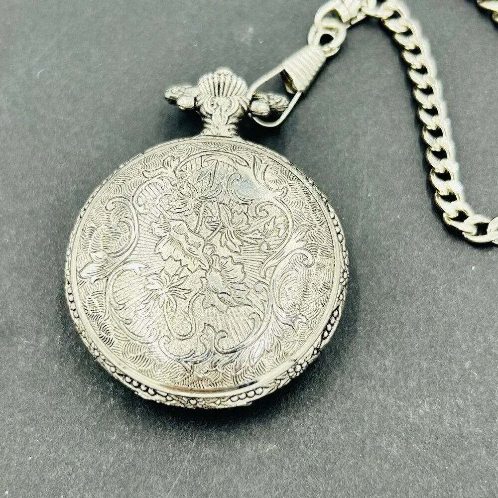 Details Pocket Watch Train Locomotive Quartz Japan Movement Chain Needs Battery